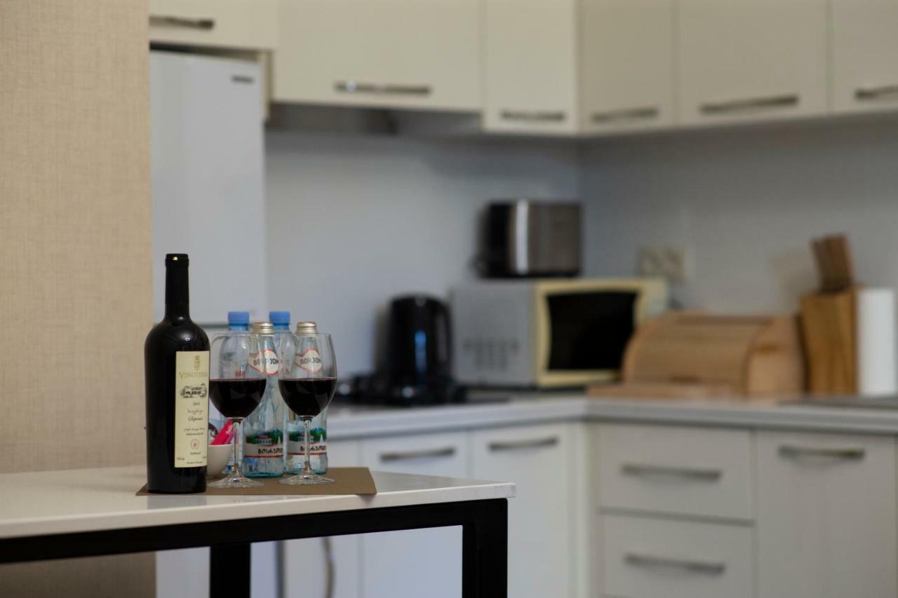 Golden Nugget Apartment Tbilissi Extérieur photo
